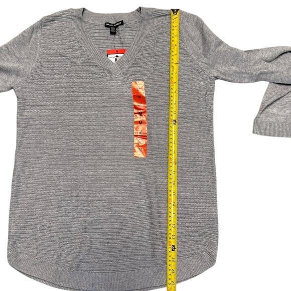 Hilary Radley Gray V Neck Tunic Long Sleeve Sweater Size Medium - Picture 4 of 4